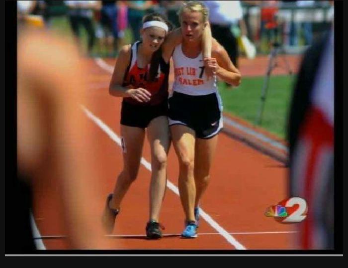 La emocionante transformación de un gorrilla gracias a una peluquería mallorquina