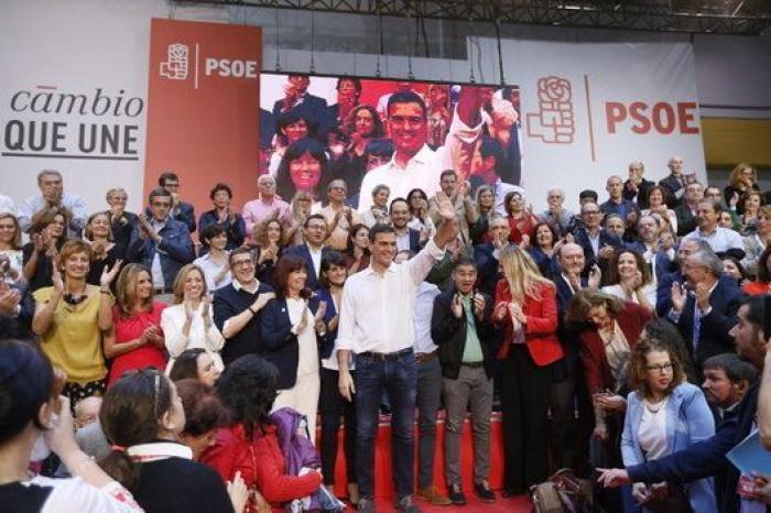 Pedro Sánchez: "Mientras los dirigentes del PP se avergüenzan, nosotros abrimos el partido a independientes"