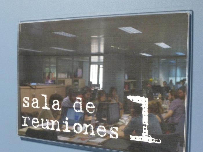 Sandra Sabatés publica una foto de niña con su madre y muchos se fijan en lo mismo