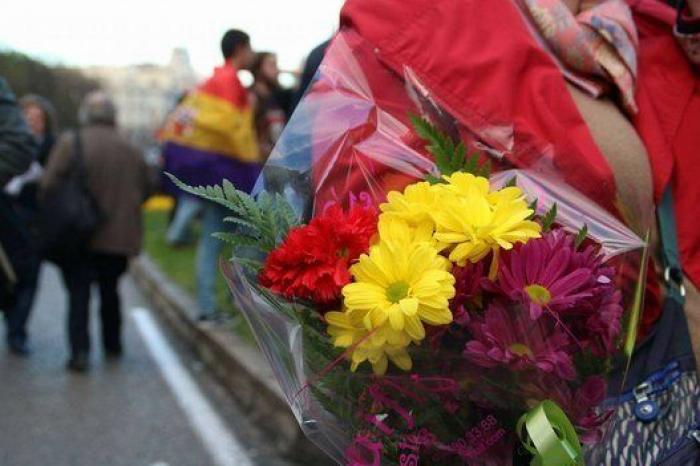 Varios miles de personas piden la proclamación de la III República en el día del 82 aniversario