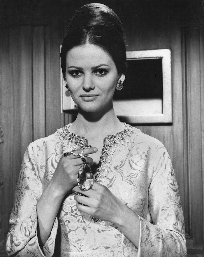 Críticas al Festival de Cannes por hacer más delgada a Claudia Cardinale en su cartel