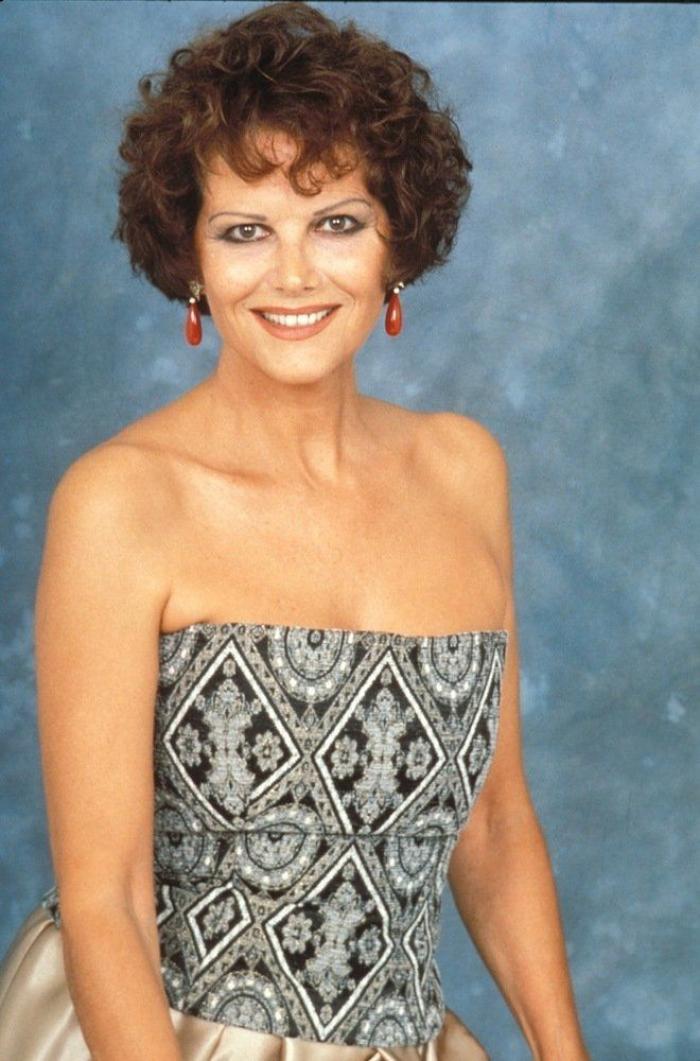 Críticas al Festival de Cannes por hacer más delgada a Claudia Cardinale en su cartel