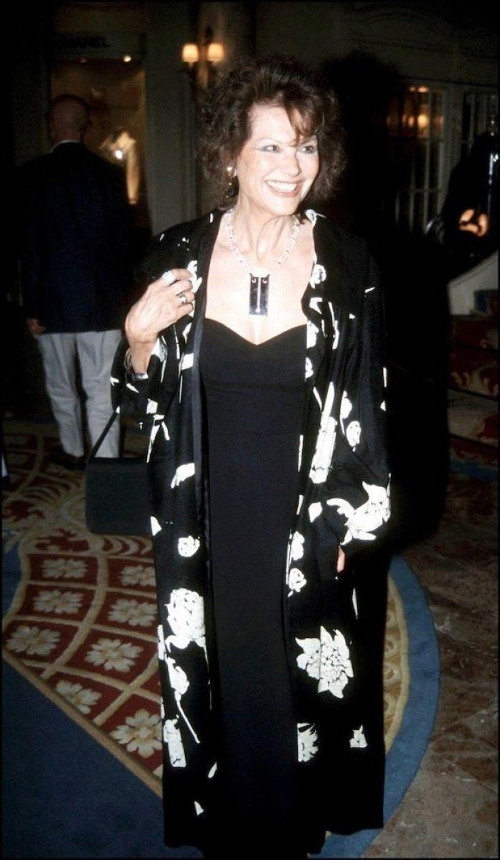 Críticas al Festival de Cannes por hacer más delgada a Claudia Cardinale en su cartel