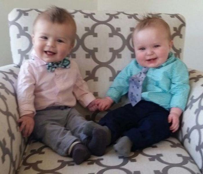 El divertido vídeo de una ecografía que muestra la pelea de dos gemelas