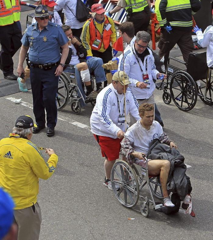 Explosiones en Boston: Dos detonaciones dejan varios muertos y decenas de heridos (DIRECTO, TUITS, VÍDEOS)