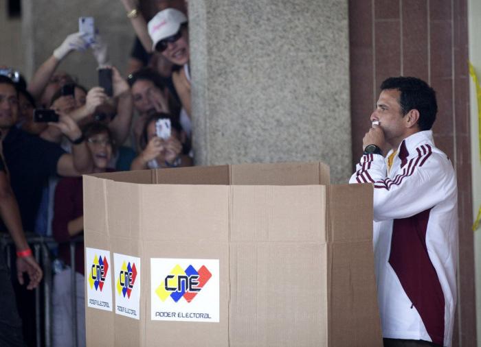 Elecciones Venezuela 2013: El gráfico de la televisión oficial que favorece a Maduro (FOTOS)