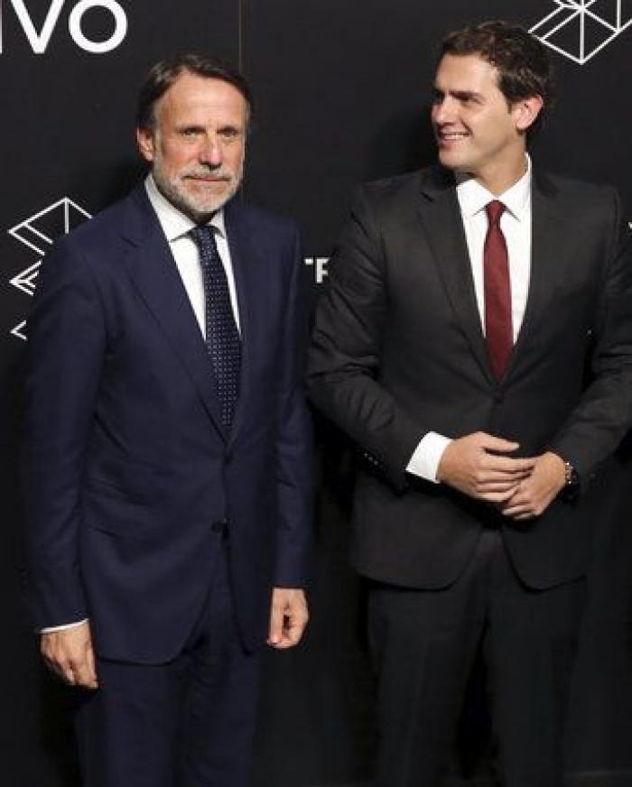 Un tuitero triunfa al recordar este cómico momento de Rajoy en el debate de 2008