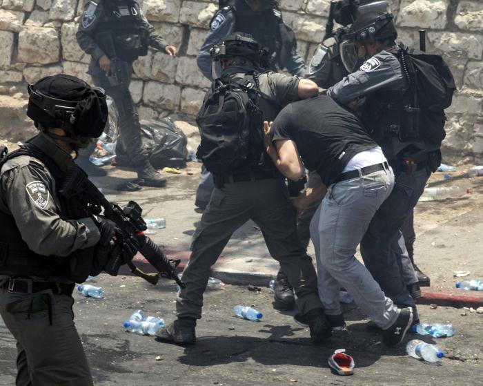 Las claves para entender lo que está pasando en la Explanada de las Mezquitas