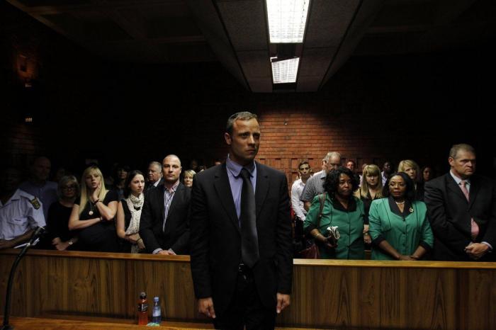 Oscar Pistorius condenado a cinco años de prisión por matar a su novia