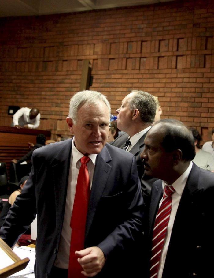 Oscar Pistorius condenado a cinco años de prisión por matar a su novia