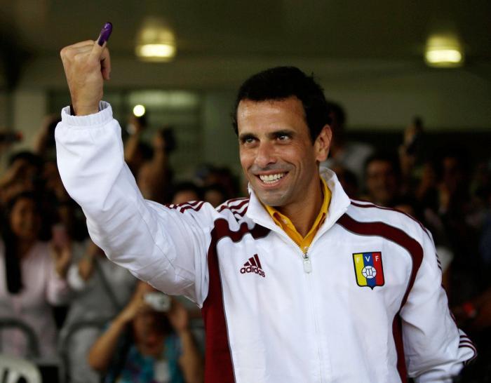 Elecciones Venezuela 2013: Maduro gana las elecciones por estrecho margen a Capriles