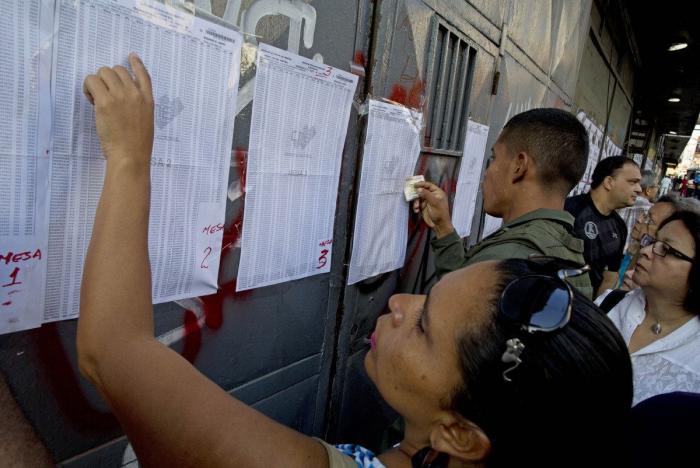 Maduro pide investigar a Movistar por sumarse a la "convocatoria golpista"