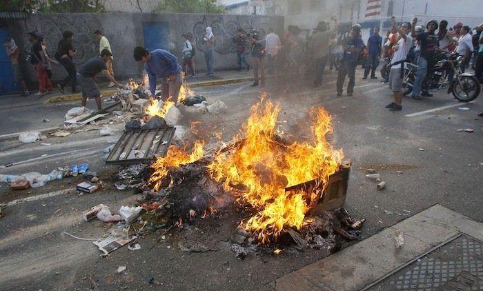 Disturbios en Venezuela tras las elecciones: incidentes y protestas tras la proclamación de Maduro como presidente (FOTOS)
