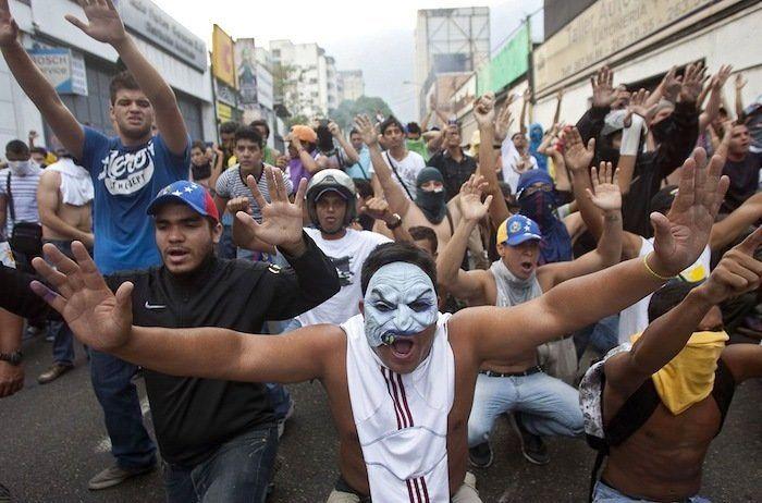 Disturbios en Venezuela tras las elecciones: incidentes y protestas tras la proclamación de Maduro como presidente (FOTOS)
