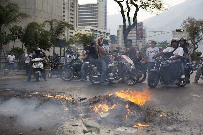 Disturbios en Venezuela tras las elecciones: incidentes y protestas tras la proclamación de Maduro como presidente (FOTOS)