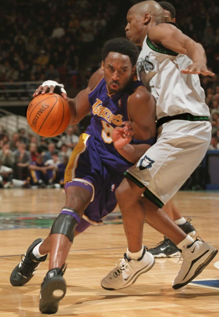 El piloto del helicóptero en el que murió Kobe Bryant informó que ascendía cuando en realidad bajaba