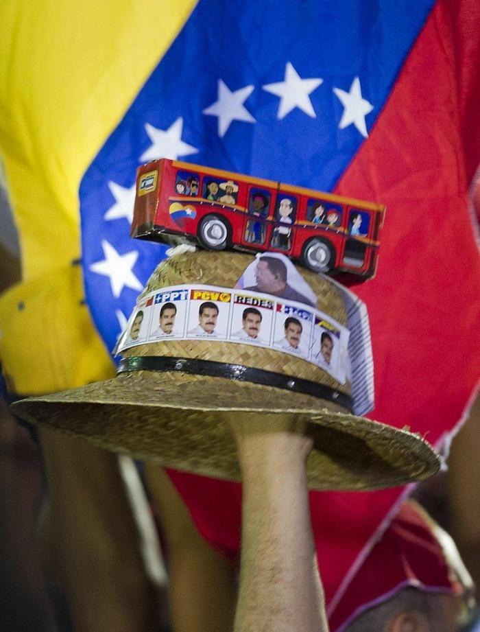 Capriles desconvoca las protestas contra Maduro tras la muerte de siete personas