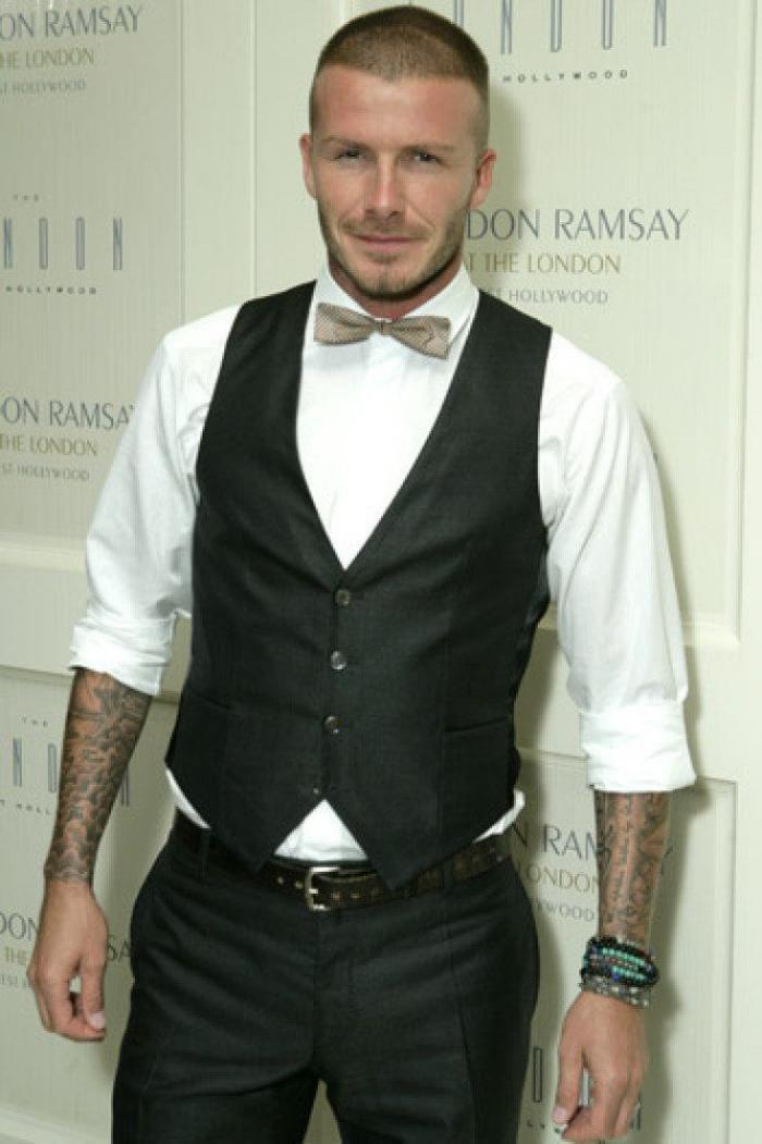 Las chanclas de David Beckham son lo mejor de esta foto