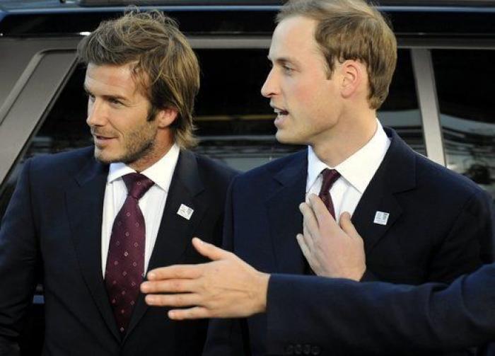 Las chanclas de David Beckham son lo mejor de esta foto