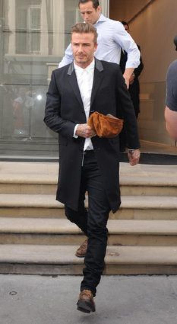 Las chanclas de David Beckham son lo mejor de esta foto
