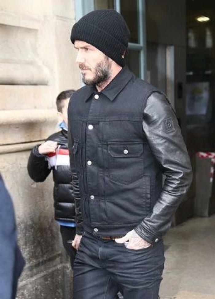 Las chanclas de David Beckham son lo mejor de esta foto