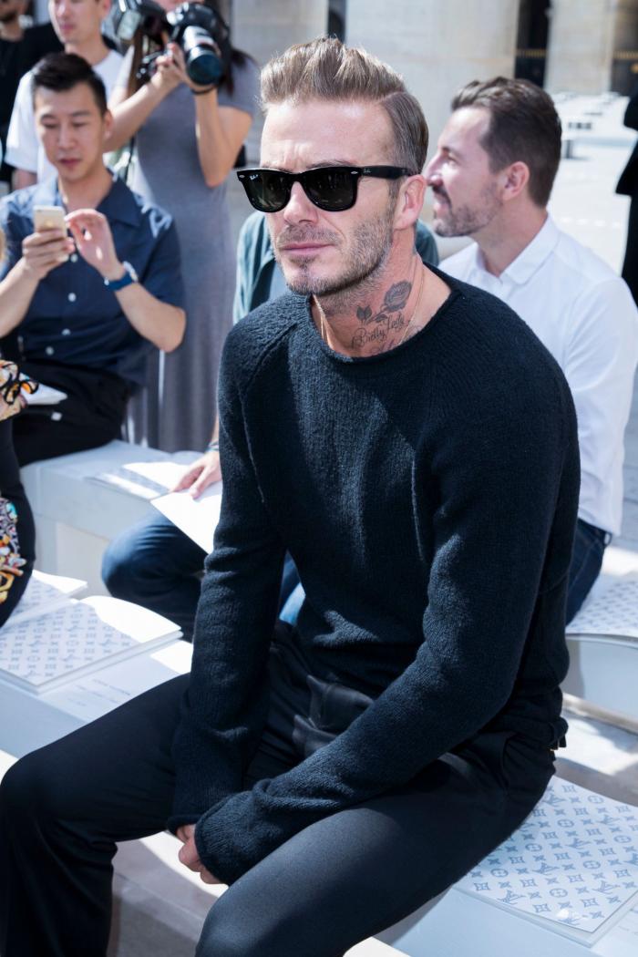 Las chanclas de David Beckham son lo mejor de esta foto