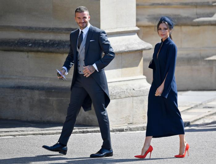 Las chanclas de David Beckham son lo mejor de esta foto