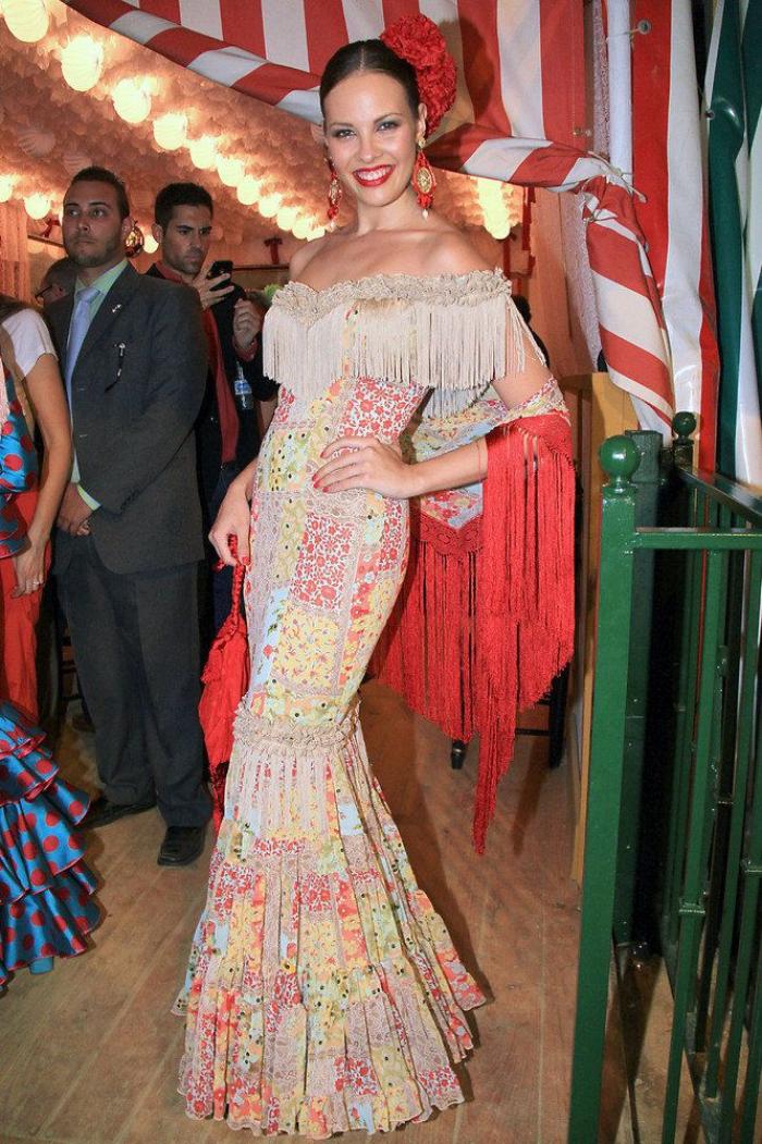 Feria de Abril 2013: modelos y famosas sacan sus vestidos de flamenca (FOTOS)