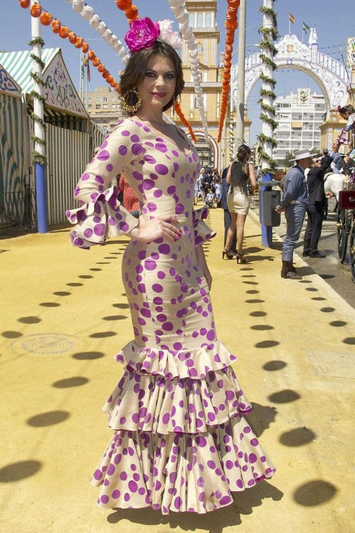 Feria de Abril 2013: modelos y famosas sacan sus vestidos de flamenca (FOTOS)