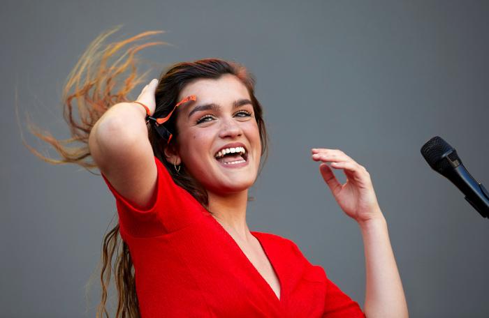 Con los pantalones bajados y en la taza del váter: la foto de Amaia que sorprende en Instagram
