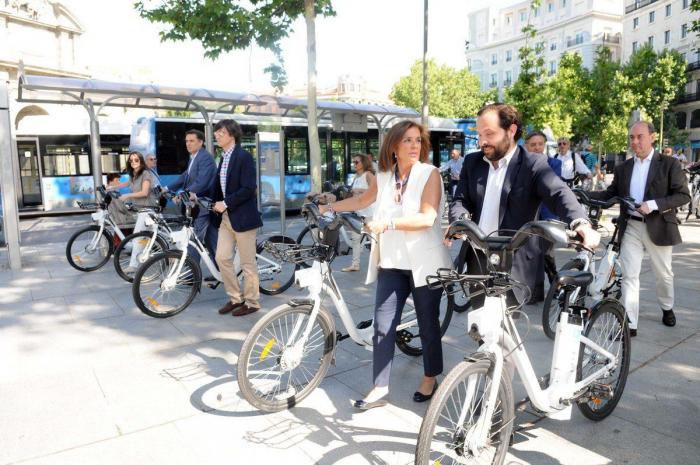 BiciMad: el servicio público de alquiler de bicis arranca con problemas
