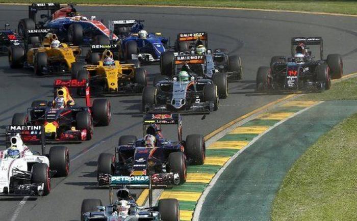 Alonso, fuera del GP de Australia tras un espectacular accidente