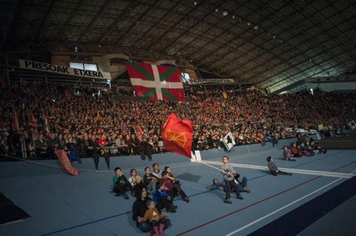 El choque sobre violencia entre el PNV y Otegi que acaba con acusaciones de "miserables"