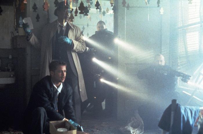 El vídeo con el que Leonardo DiCaprio y Brad Pitt piden el voto a los estadounidenses