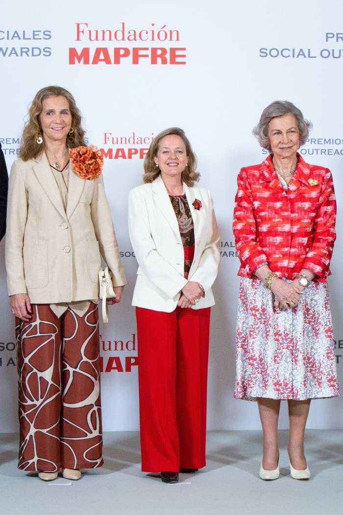 Preguntan a Isabel Rodríguez por la visita de Yolanda Díaz al Papa y ojo a la reacción de Calviño