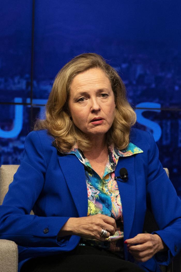 Preguntan a Isabel Rodríguez por la visita de Yolanda Díaz al Papa y ojo a la reacción de Calviño