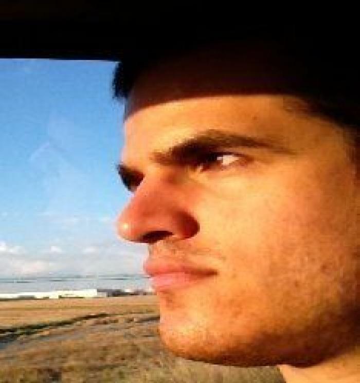 Hackean el Twitter de AP, publican que Obama ha sufrido un atentado y se desploma la bolsa (TUITS)