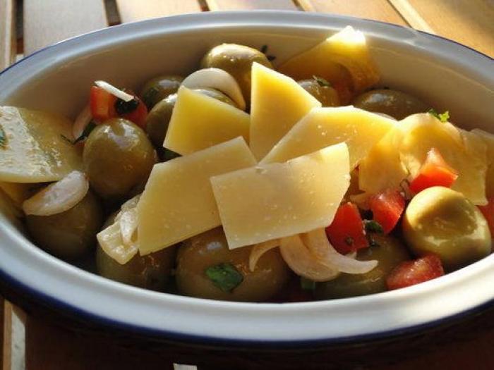 ¿Qué alimentos se pueden comer aunque tengan moho?