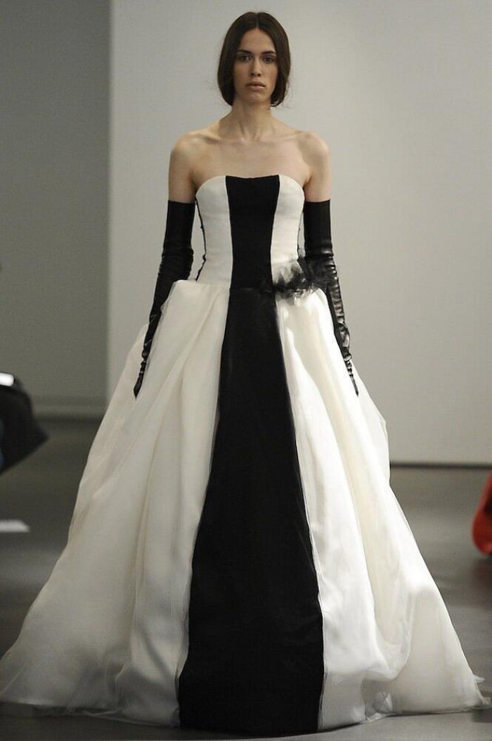 Vestidos de novia para 2014: blanco y negro entre las propuestas de la pasarela de Nueva York (FOTOS)