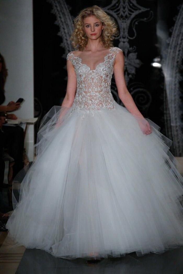 Vestidos de novia para 2014: blanco y negro entre las propuestas de la pasarela de Nueva York (FOTOS)