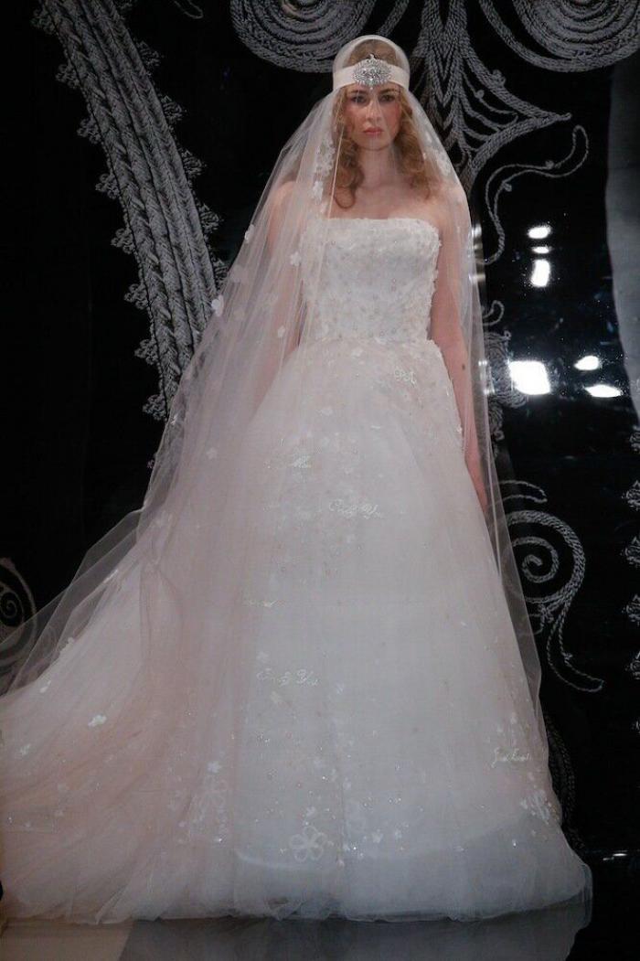 Vestidos de novia para 2014: blanco y negro entre las propuestas de la pasarela de Nueva York (FOTOS)