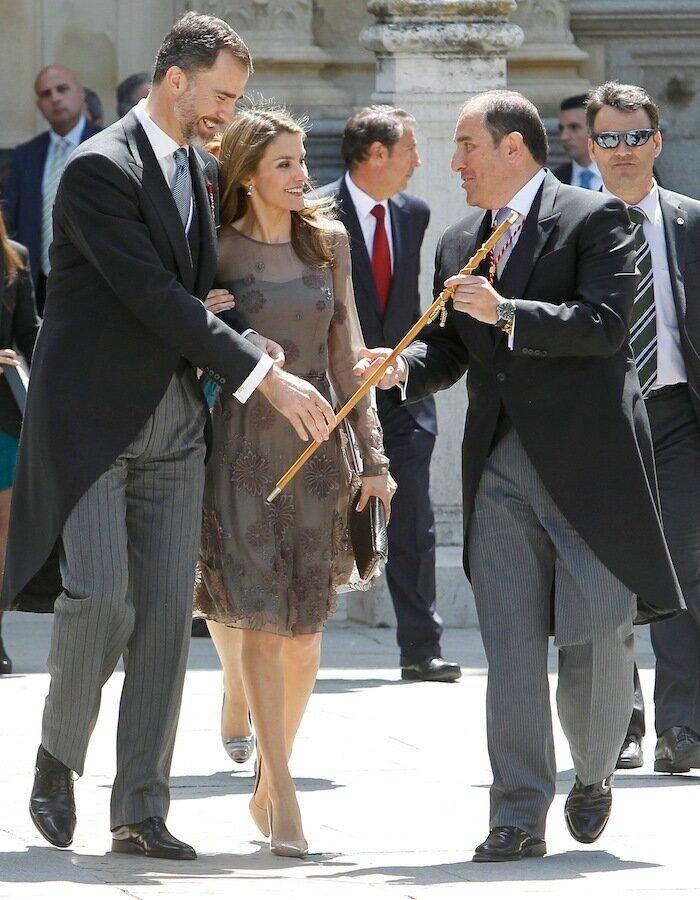 Los reyes entregan el Premio Cervantes a Margarit en un acto "íntimo y familiar" en Barcelona