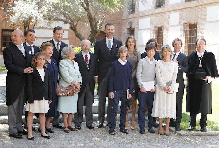 Los reyes entregan el Premio Cervantes a Margarit en un acto "íntimo y familiar" en Barcelona