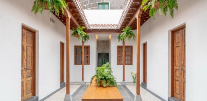 ¿Qué hacen todos los actores de los Oscar en un hotel de España?