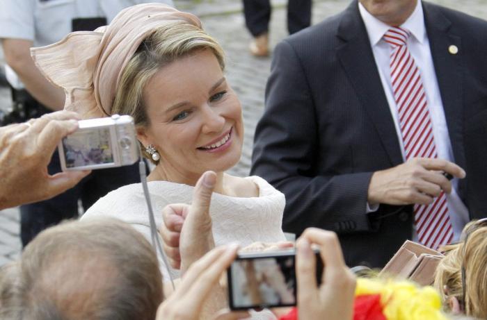 El ADN demuestra que la artista Delphine Boël es hija ilegítima de Alberto II