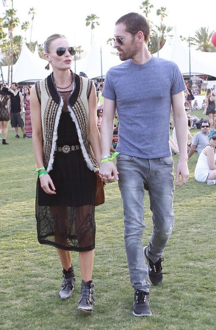 La broma que demuestra que los 'hipsters' hablan de grupos que no conocen (VÍDEO)