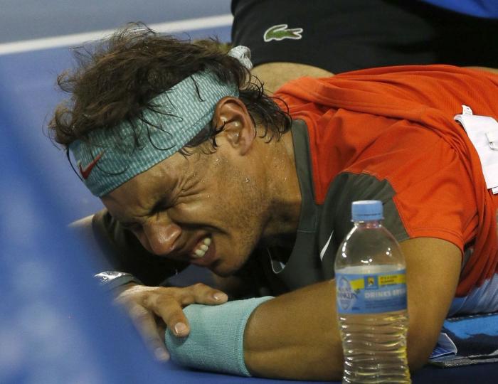 Rafa Nadal se moja sobre la polémica de si Djokovic debería jugar en Madrid