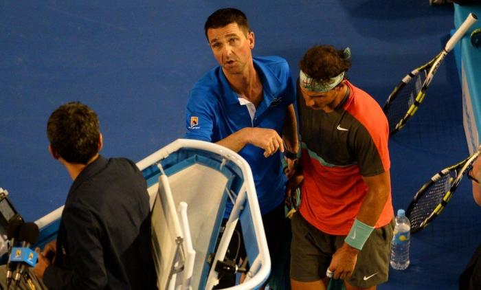 Rafa Nadal se moja sobre la polémica de si Djokovic debería jugar en Madrid