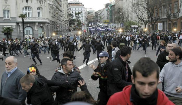 "Ya se han reído de nosotros suficiente": medio millón de firmas reclaman que los diputados no cobren indemnización