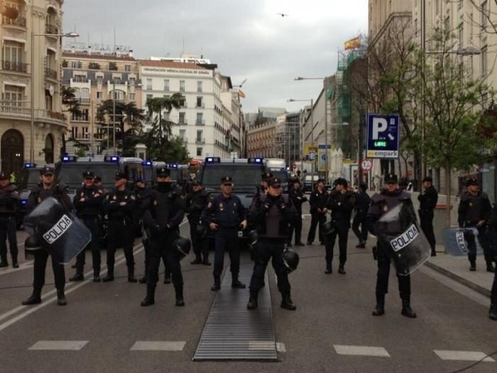 "Ya se han reído de nosotros suficiente": medio millón de firmas reclaman que los diputados no cobren indemnización